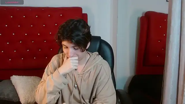 Chat XXX en directo de Marcoviolet