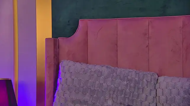 OlliviaRoss Chat XXX live