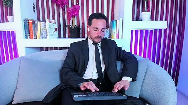 دردشة Adams_Sanz الجنسية المباشرة