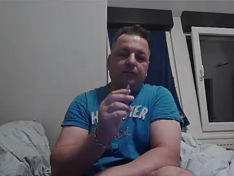 boy0230M: απευθείας συνομιλία ΧΧΧ