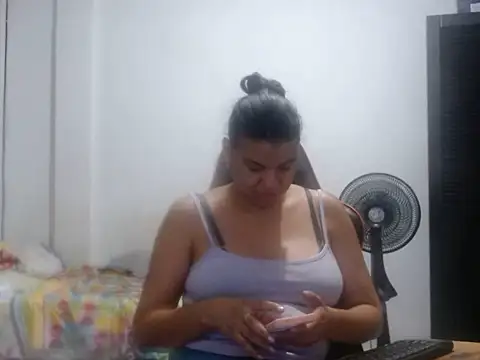 Chat XXX en directo de Adriana_0312