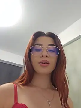 RedHeadFoxy Chat XXX live