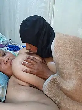 دردشة BBW123MILF الجنسية المباشرة