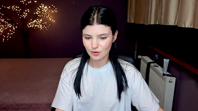 AnnaYount XXX чат на живо