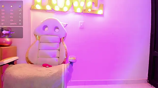 XXX chat uživo modela dianamilf