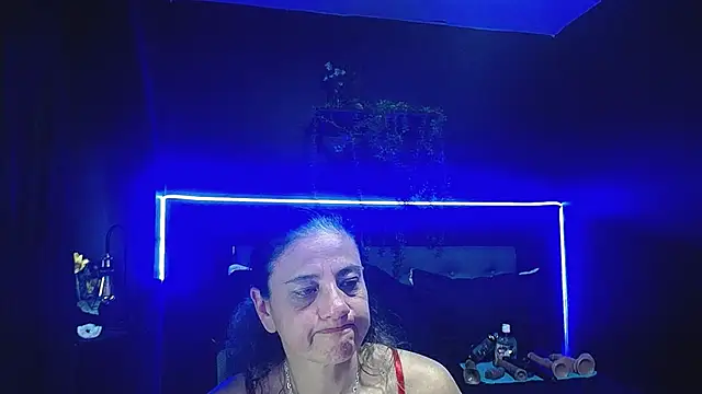 XXX chat uživo modela sasi_luna
