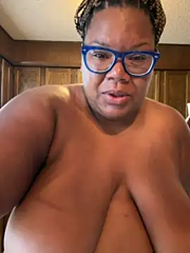 InterRacialFacial7296's Live XXX Chat