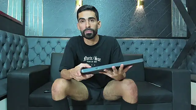 Andres_Bless live XXX chat