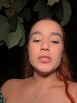 isabella_ferrer99's Webcam Show