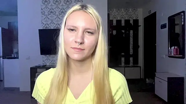 MildredGuckes Live XXX-Chat