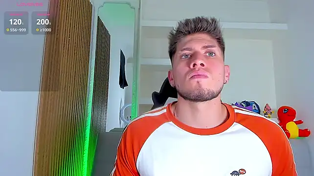 SebastianMaximoff_ Adlı Modelin Canlı XXX Sohbeti