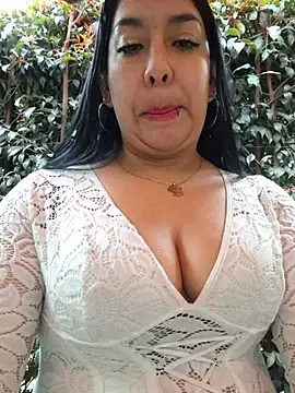 Chat +18 de keny__a ao vivo
