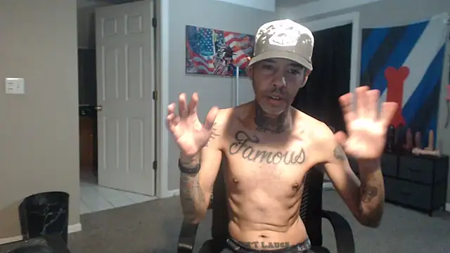 Michigan9000 live XXX chat