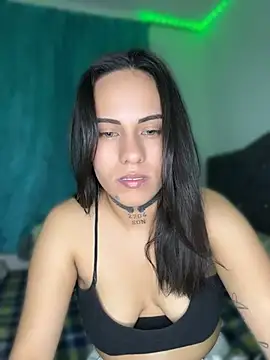 MaddyandStarfire777 Live XXX-Chat