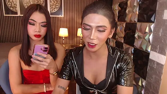 AudreyMilesTrans লাইভ XXX চ্যাট