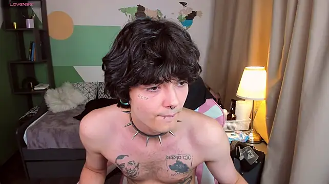 Chat +18 de YoungHeartbroker ao vivo