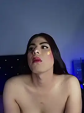 Pokazy przed kamerką – Aliice_Doll