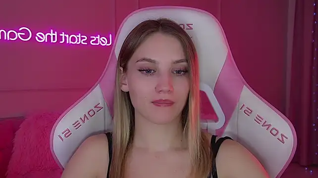 StacyEvances' Live XXX Chat