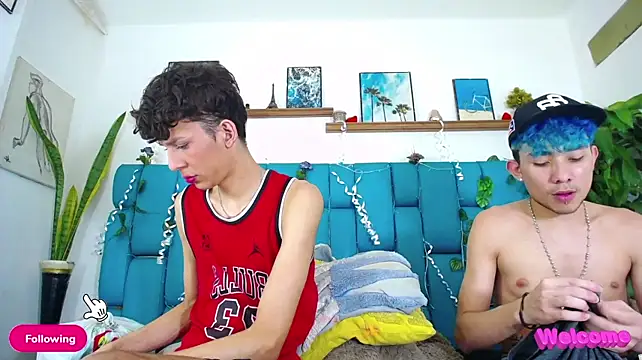 Chatroom XXX en direct de Dirty3someGuys