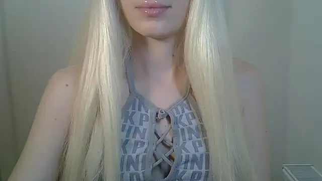 ViraVrema Chat XXX in diretta