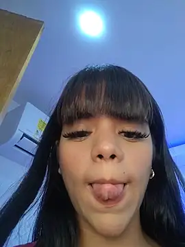 emma_bloomm's Live XXX Chat