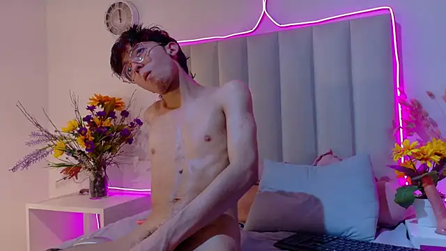 دردشة Twink_Sebas7 الجنسية المباشرة