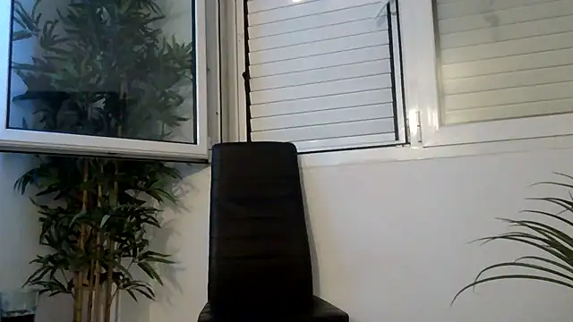 yanick931n Live XXX chat