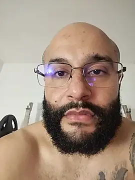 XXX chat uživo modela Luke__09