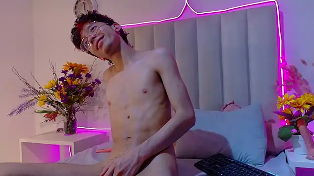 دردشة Twink_Sebas7 الجنسية المباشرة