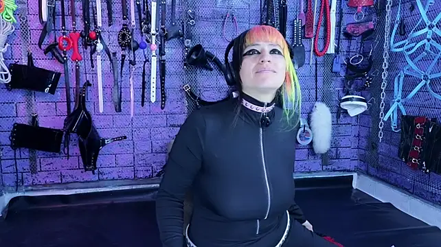 PANDORANEZZ XXX чат на живо