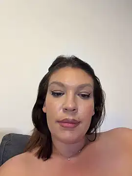 Chat XXX ao vivo de ClaraPasssion