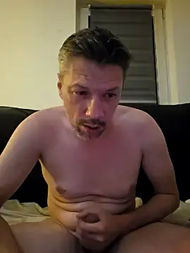 tomek84 Chat XXX in diretta