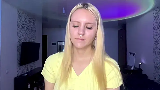 MildredGuckes live XXX chat