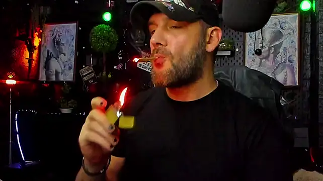LexHardy Chat XXX in diretta