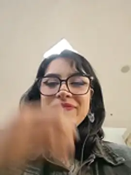 taaylor33's Live XXX Chat