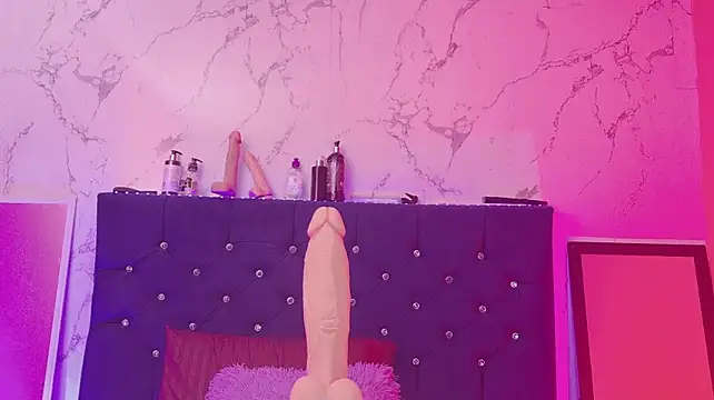 Dakotaa_Johnson's Live XXX Chat