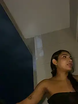 VeronicaSaenzx Adlı Modelin Canlı XXX Sohbeti