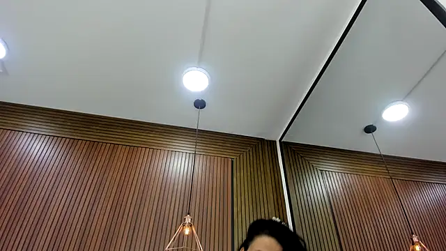 Velvet_Luxx 现场XXX聊天