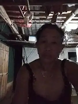 Delina68's Live XXX Chat