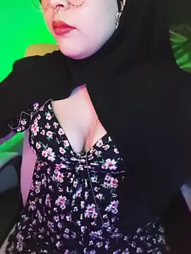 Chat +18 de Elinaax ao vivo