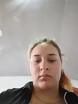 katty_42's Live XXX Chat