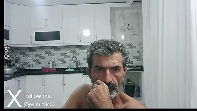 kobratrk21's Live XXX Chat