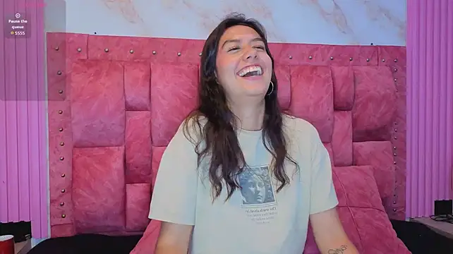 Alahia_Bloom's Live XXX Chat
