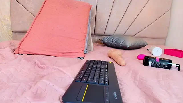ariana_florez_'s Live XXX Chat