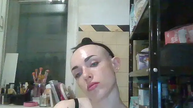Trinsy_Love's Live XXX Chat