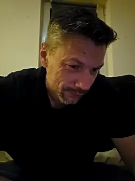 XXX chat uživo modela tomek84