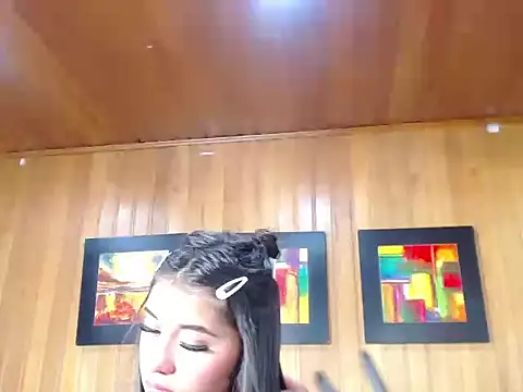 MoreAlice XXX чат на живо