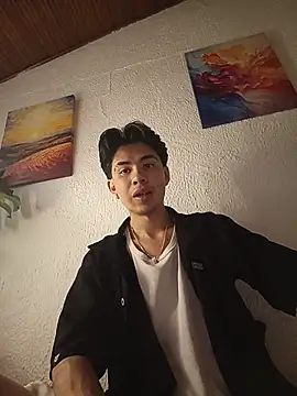 Nicolas_moon Chat XXX live