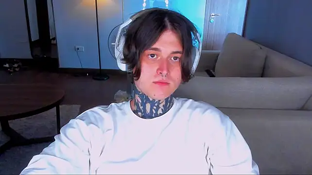 XXX chat uživo modela _torfin_