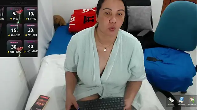 Chatroom XXX en direct de LAURA_Foxht